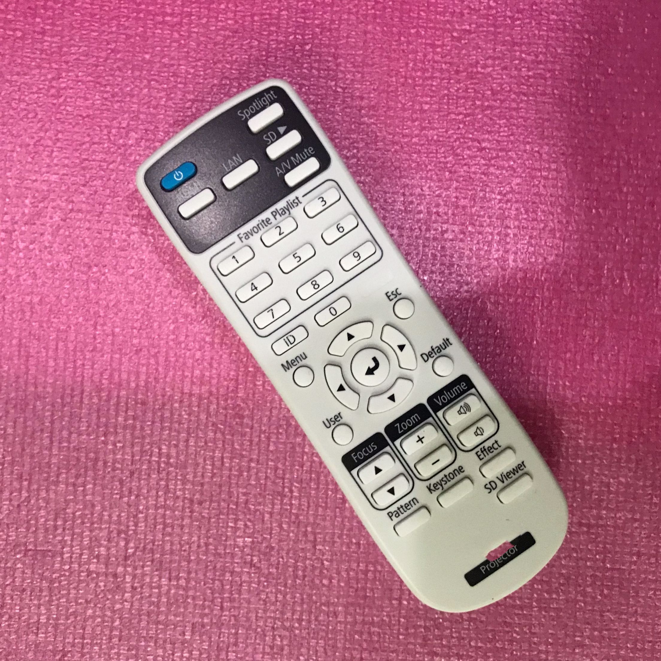 Remote control 218338900 for E - Home Cinema Epson のレビューと価格
